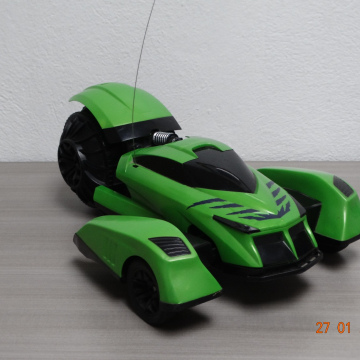 Carro de control Hot Wheels (Usado)